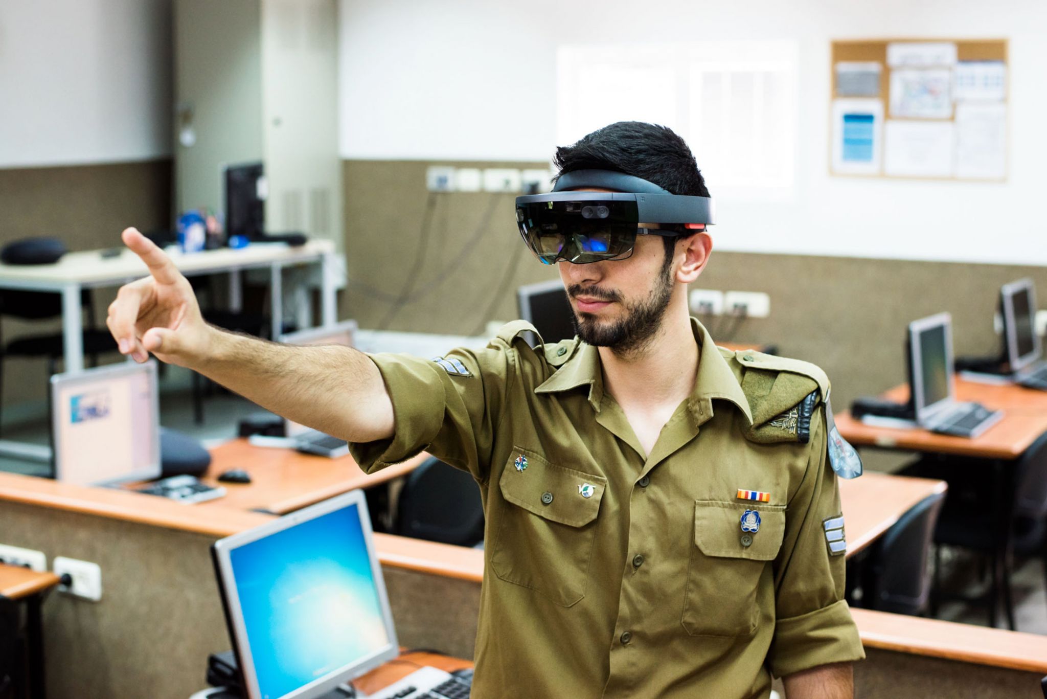 IDF-augmented -reality