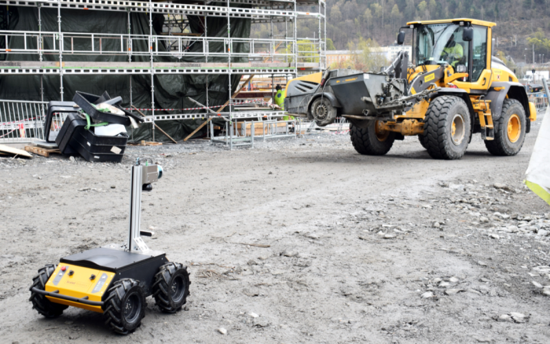 Robot_deployed_onsite-sm