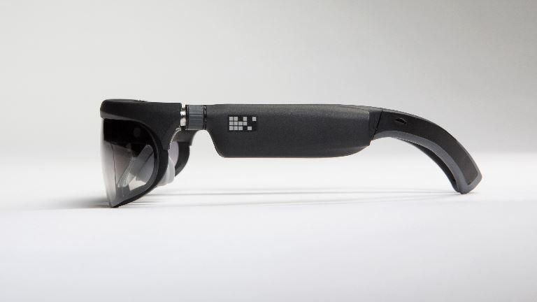 The ODG R-8 smart glasses