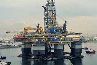 Noble Drilling&#039;s Noble Jim Day while under construction at Sembcorp Marine. Sembcorp photo.