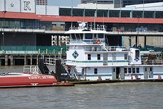 A Kirby tow on the Mississippi River. David Krapf photo.