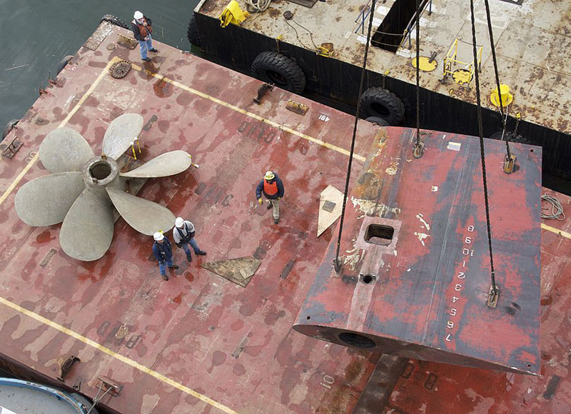 shipyard-workers-generic-usn