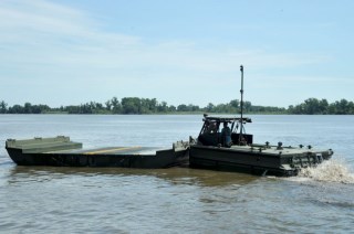 Army Demonstrates New Bridge Boats | WorkBoat