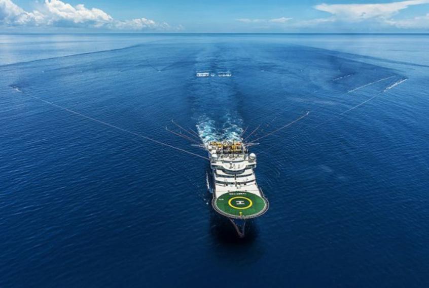 seismic-survey-vessel-ccg-veritas