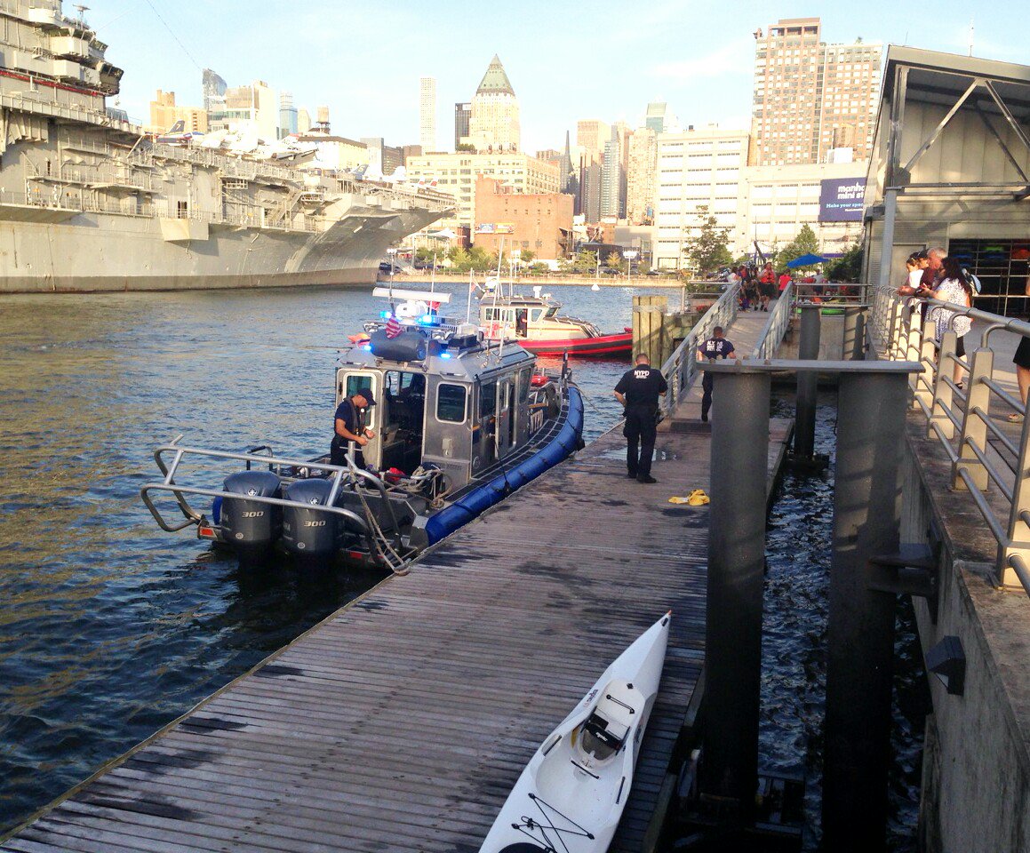 Kayaks NYPD