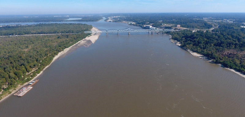 Miss River looking upstream at I-20 - USGS