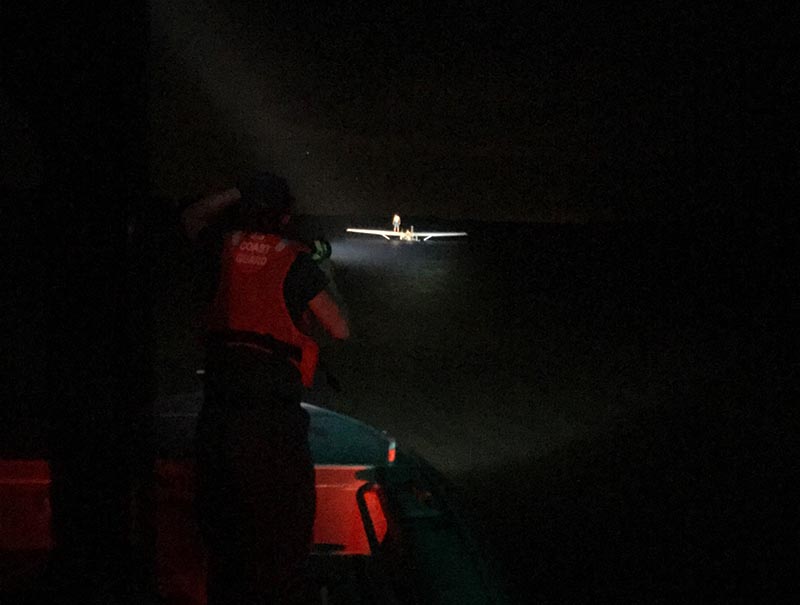 Coast Guard rescues 2 after plane crashes near Yankeetown, Florida