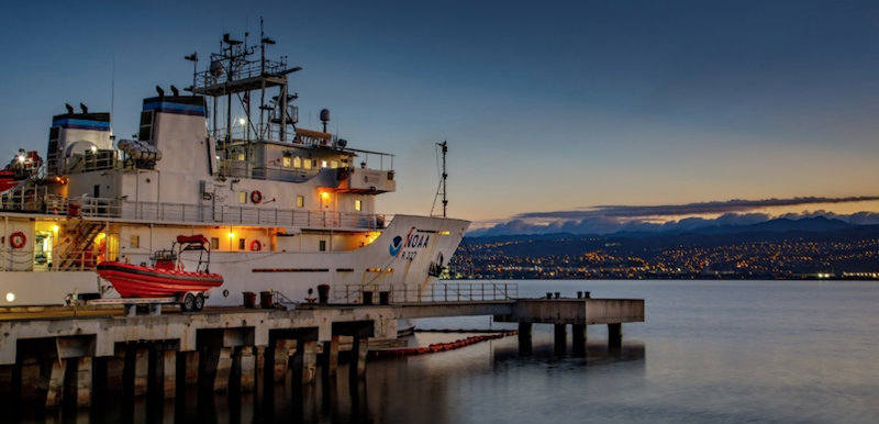 NOAA vessel