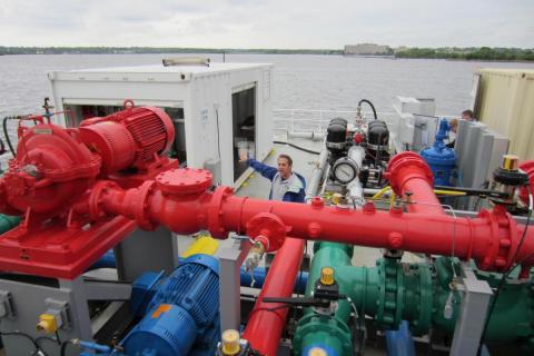 Mario Tamburri_ballast water treatment platform_UMCES_Amy Pelsinsky