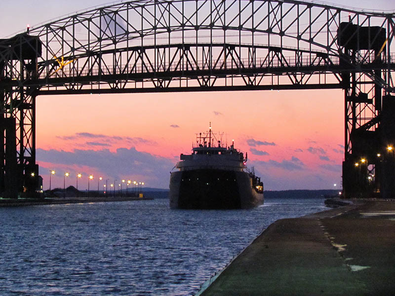 freighter-soo-locks-usace