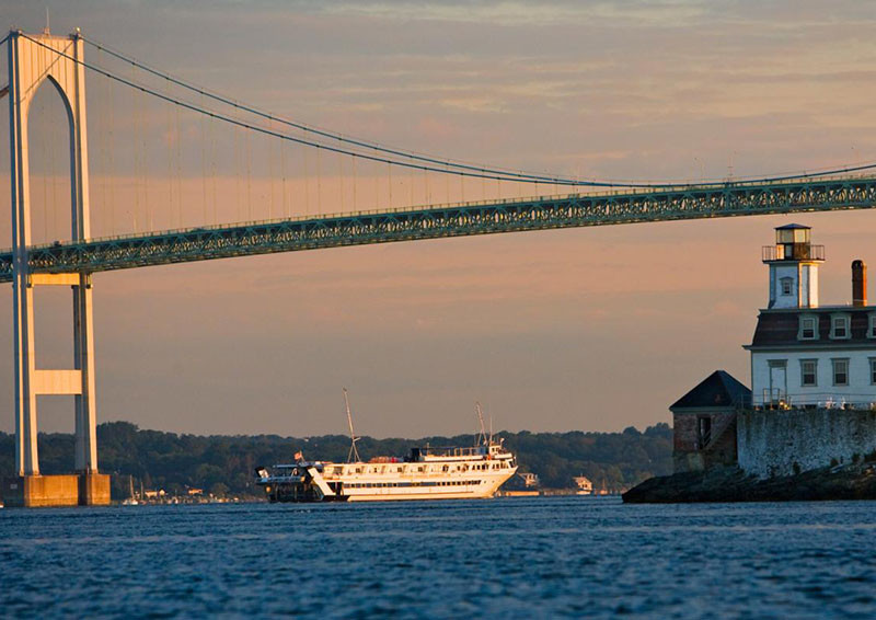 Grande_Caribe-Rhode-Island-Blount