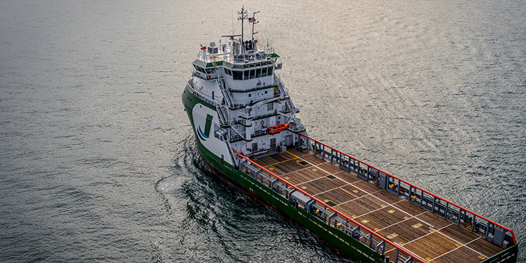 Jackson_Offshore-M/V Thunder