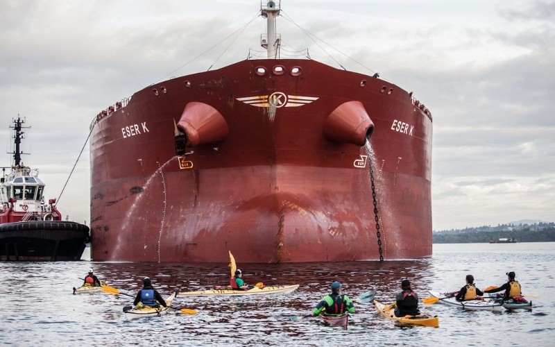 kinder-morgan-protest-by-for-the-coast-800x500