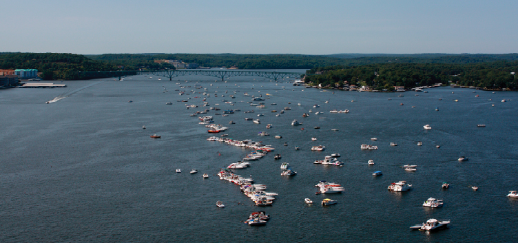 Lake of the Ozarks boats