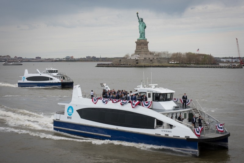 Mayor Bill de Blasio welcomes the first NYC Ferry to New York Harbor for a dedication ceremony at Brooklyn Bridge Park on Monday, April 17, 2017. Michael Appleton/Mayoral Photography Office