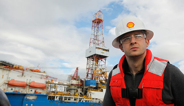 Shell-worker-Dutch-Harbor-Alaska