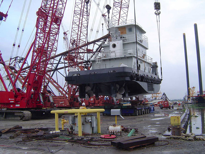 towboat_under_construction_gulf_island_fabrication