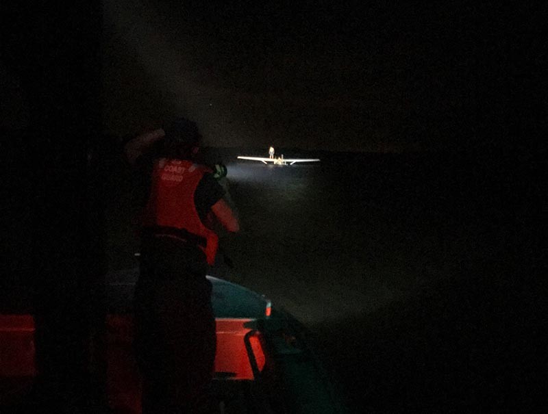 Coast Guard rescues 2 after plane crashes near Yankeetown, Florida