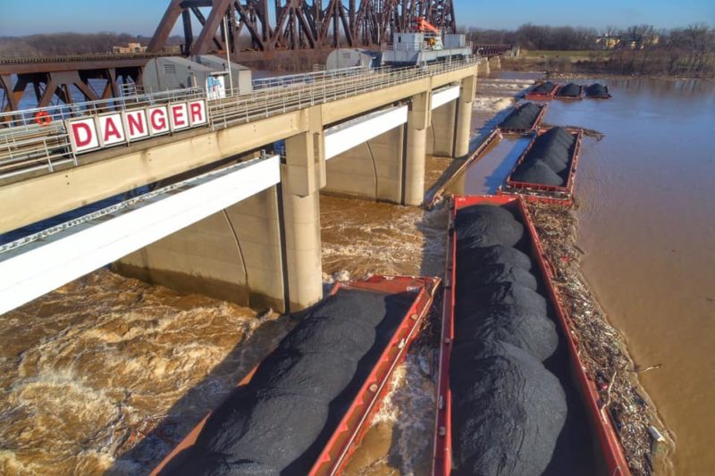 Barges Break Away After Ohio River Bridge Allision WorkBoat   A27a4a86cb4e705d75ab14bcb3dbdee1 