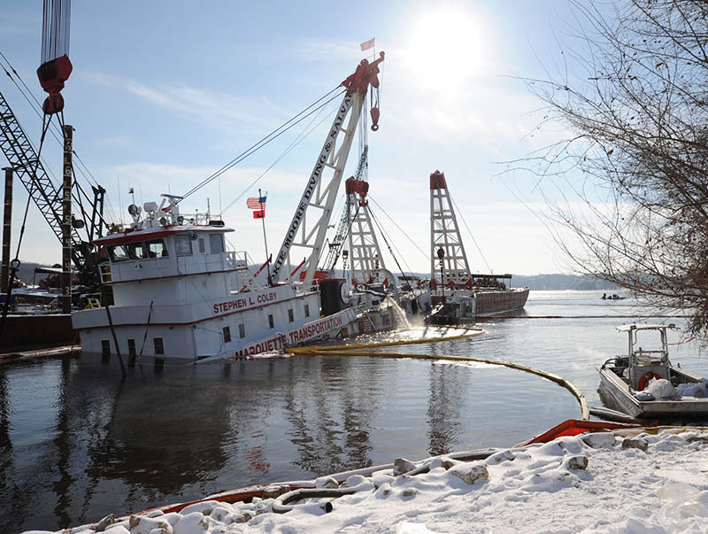 Stephen L. Colby Response crews commence lifting operations