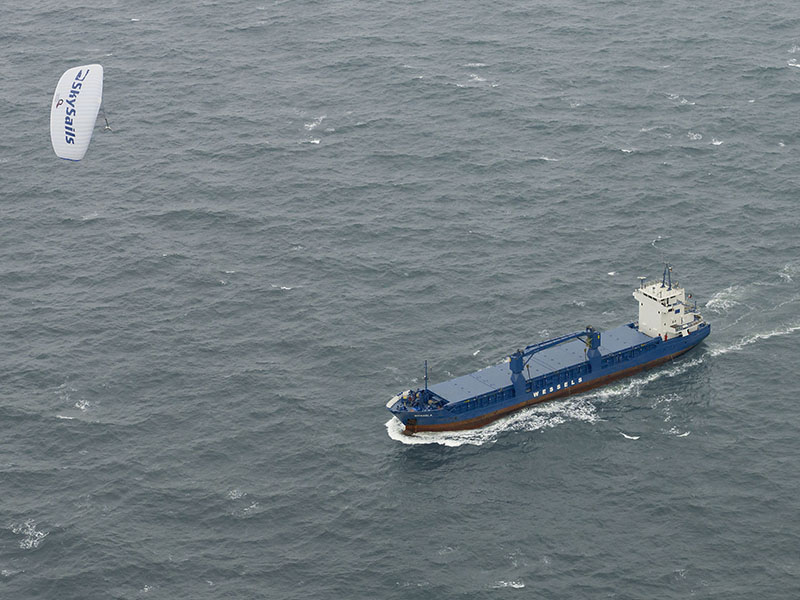 MichaelA_wind-power-cargo-SkySails