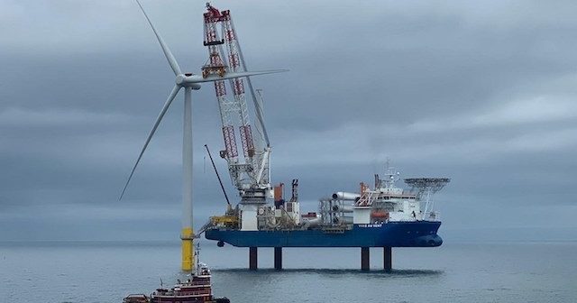 Dominion Energy CVOW-installation-photo