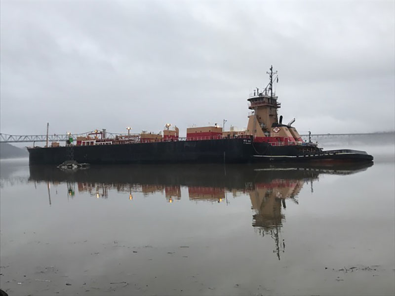 New York Barge Aground