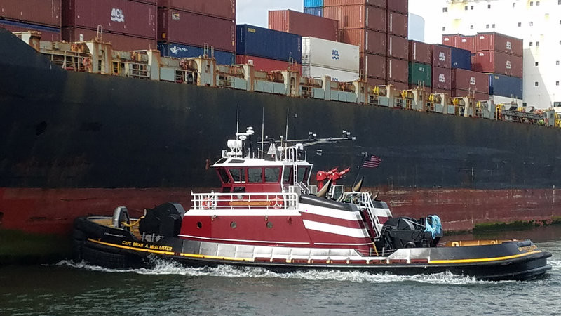 rsz_capt_brian_working