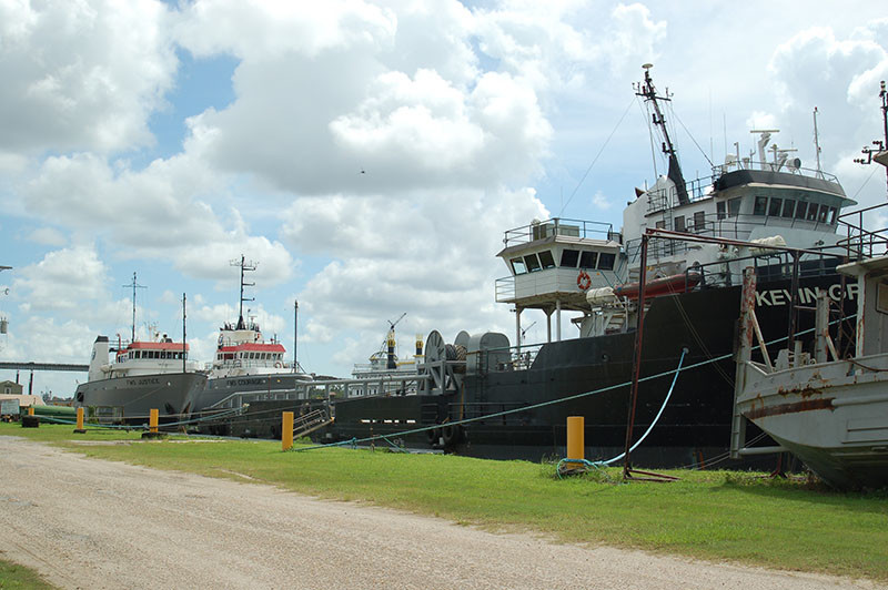 stacked-OSVs_La-KHocke